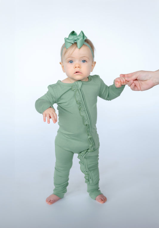 Ruffle Zip | Signature Series