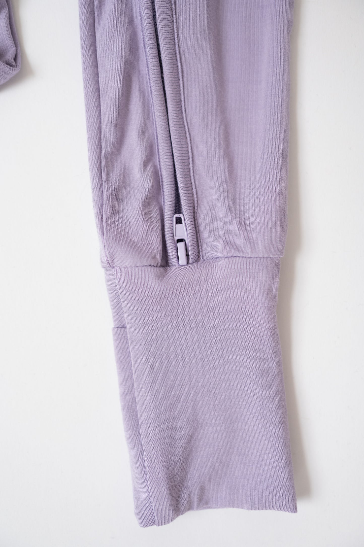 Classic Zip | Wisteria