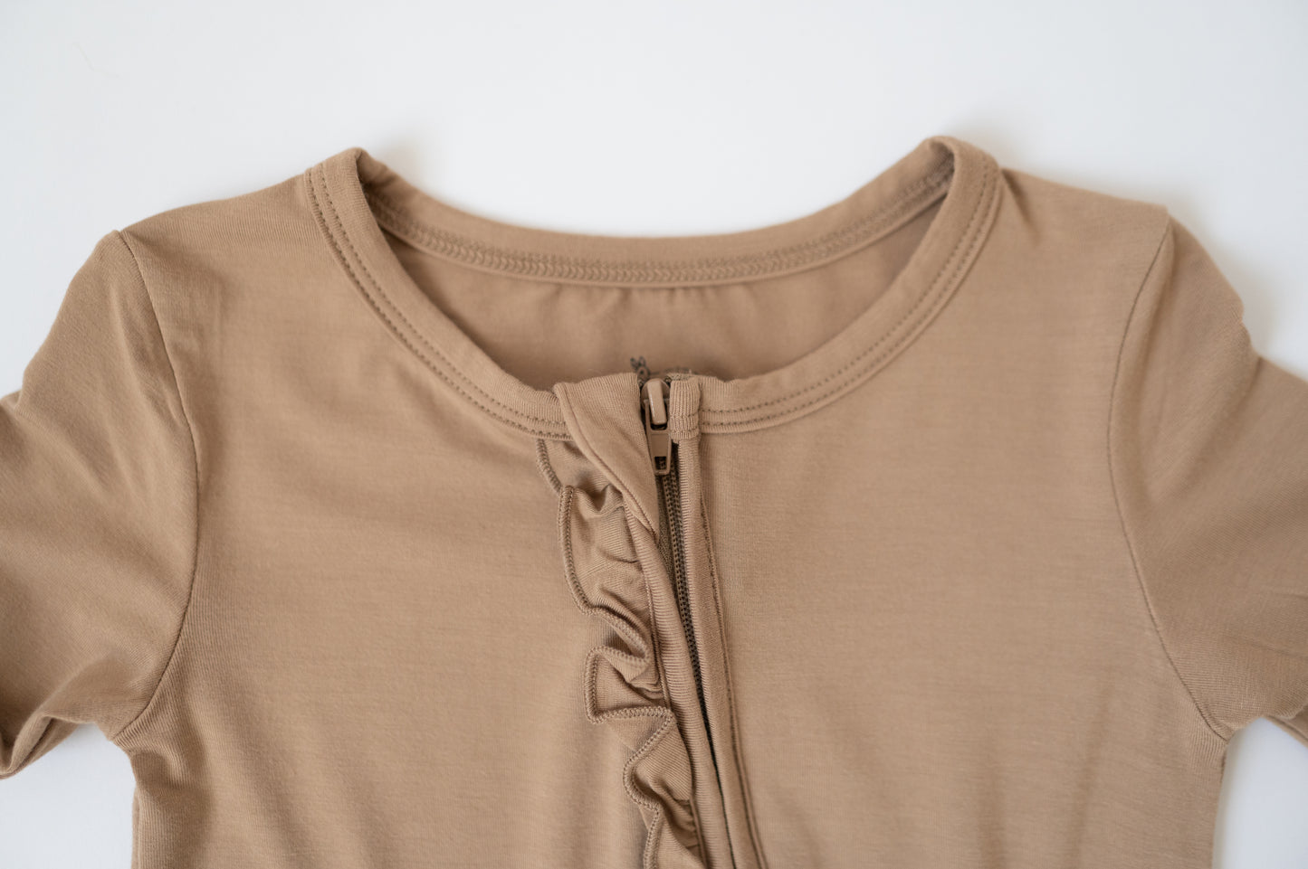 Ruffle Zip | Affogato