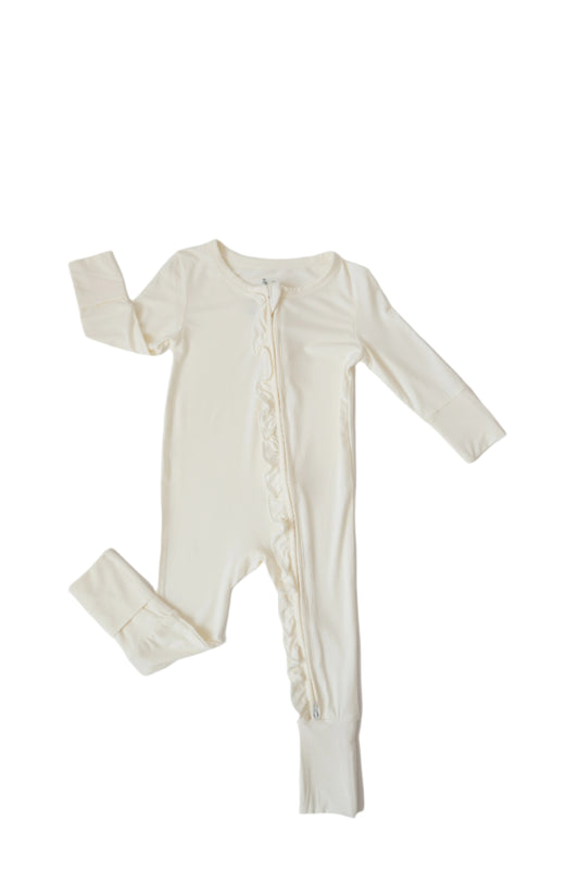 Ruffle Zip | Cloud Dancer