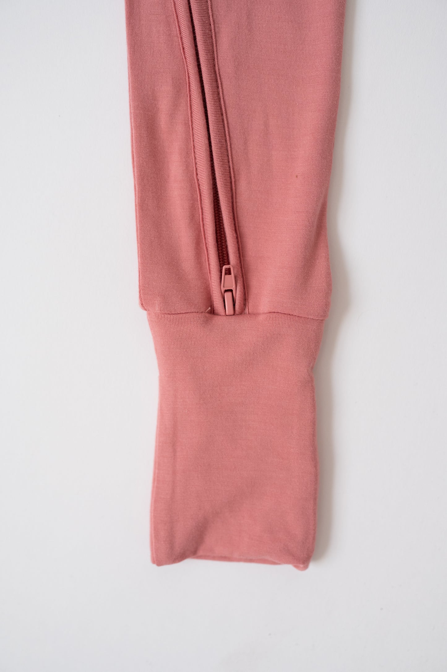 Classic Zip | Dusty Rose