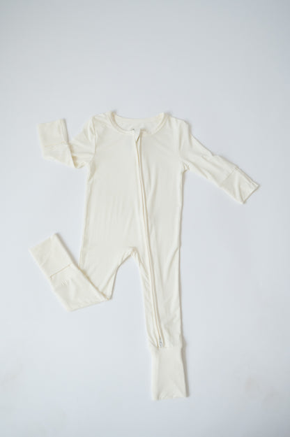 Classic Zip | Cloud Dancer