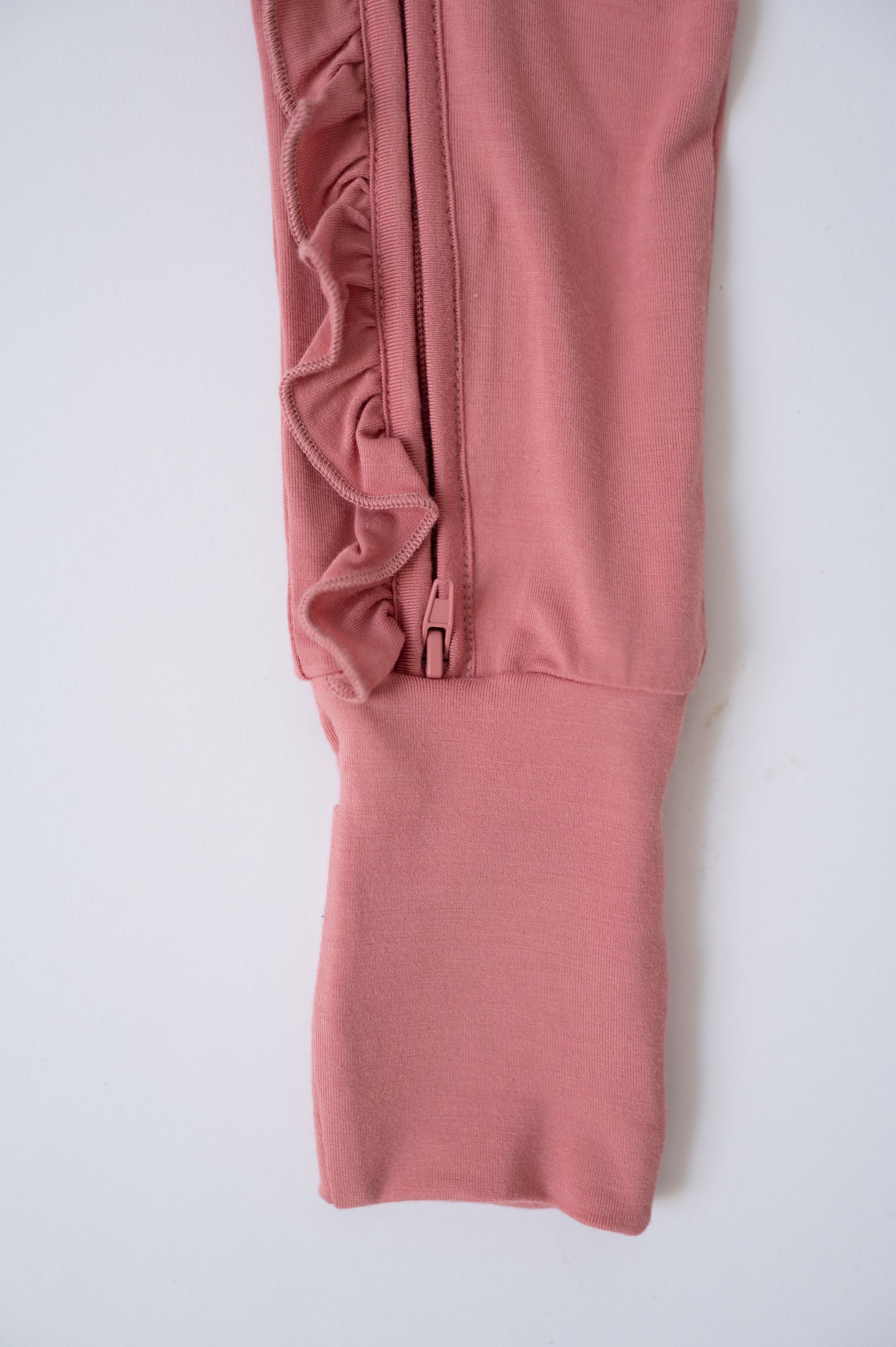 Ruffle Zip | Dusty Rose
