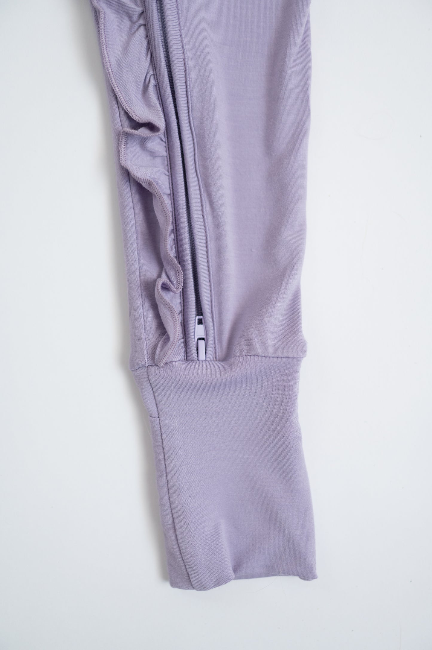 Ruffle Zip | Wisteria